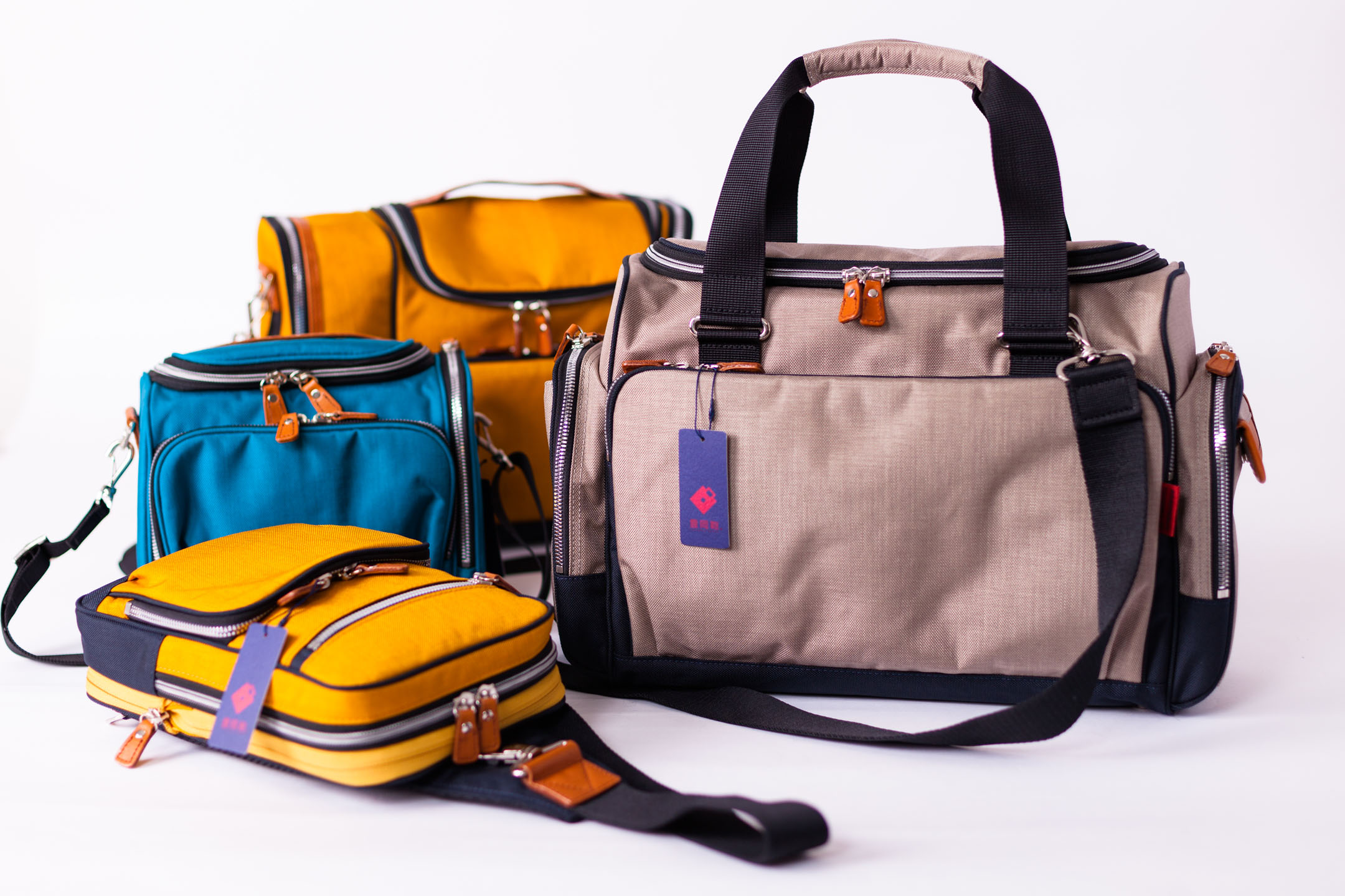 YKK 樹脂パーツ 株式会社足立